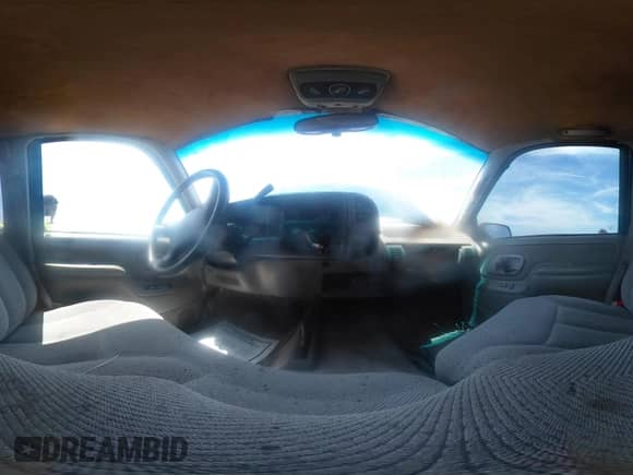 1995 Chevrolet Suburban с VIN 1GNFK16K3SJ341397, выставлен на аукционе IAAI как лот 42842527 с пробегом 92 689 миль миль и . История ставок и продаж доступна на DreamBid. Изображение 19.