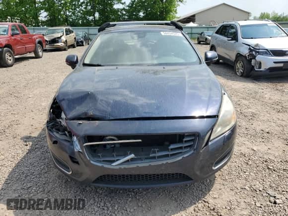 2012 Volvo S60 T5 с VIN YV1622FS5C2141206, выставлен на аукционе Copart как лот 59434525 с пробегом 202 768 миль миль и На запчасти • Non repairable. История ставок и продаж доступна на DreamBid. Изображение 5.