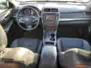 2015 Toyota Camry SE z VIN 4T1BF1FK9FU904870, wystawiony jako Copart lot #86140045 z przebiegiem 186 847 mil mil oraz Szkoda całkowita • Salvage title. Historia ofert i sprzedaży dostępna na DreamBid. Obrazek 8.