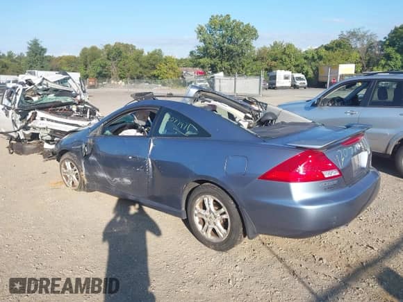 2007 Honda Accord EX-L с VIN 1HGCM72667A005124, выставлен на аукционе IAAI как лот 43077971 с пробегом Не указан миль и . История ставок и продаж доступна на DreamBid. Изображение 3.