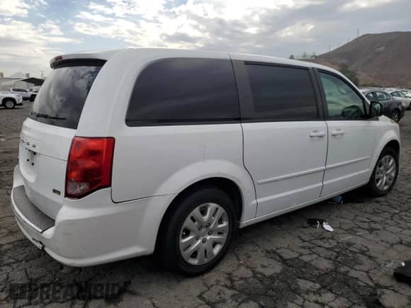 2017 Dodge Grand Caravan SE Plus с VIN 2C4RDGBG9HR738931, выставлен на аукционе Copart как лот 85920175 с пробегом Не указан миль и Списание • Salvage title. История ставок и продаж доступна на DreamBid. Изображение 3.
