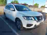 2019 Nissan Pathfinder S с VIN 5N1DR2MN7KC634136, выставлен на аукционе IAAI как лот 42195038 с пробегом 102 619 миль миль и . История ставок и продаж доступна на DreamBid. Изображение 1.