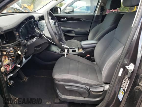 2017 Kia Sorento LX with VIN 5XYPGDA59HG315610, listed as a Copart auction lot 87249555 with 136,007 mi miles and Salvage title. Bid and sale history available at DreamBid. Image 7.