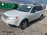 2012 Subaru Forester X z VIN JF2SHBBC1CH408227, wystawiony jako IAAI lot #43340278 z przebiegiem 201 042 mil mil oraz . Historia ofert i sprzedaży dostępna na DreamBid. Obrazek 2.