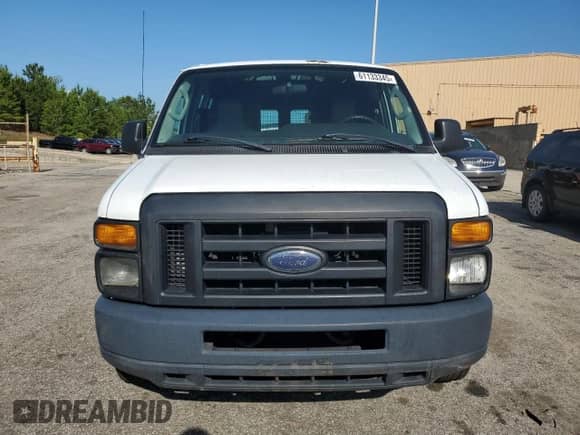 2013 Ford Econoline Cargo Commercial с VIN 1FTNE2EL6DDA13663, выставлен на аукционе Copart как лот 61133345 с пробегом 271 750 миль миль и Чистый • Clean title. История ставок и продаж доступна на DreamBid. Изображение 5.
