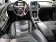 2015 Chevrolet Volt z VIN 1G1RB6E4XFU126716, wystawiony jako Copart lot #64961673 z przebiegiem 146 835 mil mil oraz . Historia ofert i sprzedaży dostępna na DreamBid. Obrazek 8.