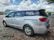 2017 Kia Sedona L z VIN KNDMA5C13H6284071, wystawiony jako Copart lot #66113925 z przebiegiem 80 057 mil mil oraz Szkoda całkowita • Salvage title. Historia ofert i sprzedaży dostępna na DreamBid. Obrazek 2.
