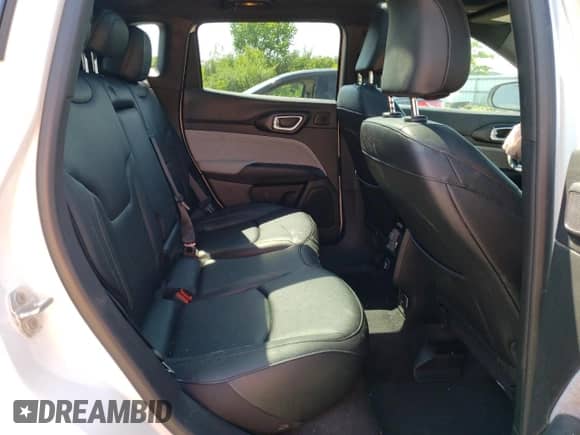 2024 Jeep Compass Latitude Lux с VIN 3C4NJDFN5RT579970, выставлен на аукционе Copart как лот 63018115 с пробегом 11 683 миль миль и Списание • Salvage title. История ставок и продаж доступна на DreamBid. Изображение 11.