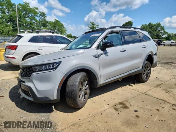 2022 Kia Sorento X-Line EX z VIN 5XYRHDLF7NG112805, wystawiony jako Copart lot #65455215 z przebiegiem 26 607 mil mil oraz Szkoda całkowita • Salvage title. Historia ofert i sprzedaży dostępna na DreamBid. Obrazek 1.