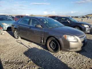 2010 Chevrolet Malibu 1LS с VIN 1G1ZB5EB5AF241925, выставлен на аукционе Copart как лот 81692905 с пробегом 168 788 миль миль и Чистый • Clean title. История ставок и продаж доступна на DreamBid. Изображение 4.