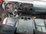 2013 GMC Sierra 1500 SLE z VIN 3GTP2VE77DG265818, wystawiony jako Copart lot #69641135 z przebiegiem 183 201 mil mil oraz Szkoda całkowita • Salvage title. Historia ofert i sprzedaży dostępna na DreamBid. Obrazek 8.