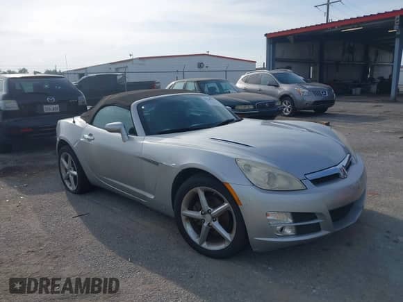 2008 Saturn Sky with VIN 1G8MC35B18Y122393, listed as a IAAI auction lot 42738727 with 113,963 mi miles and . Bid and sale history available at DreamBid. Image 1.