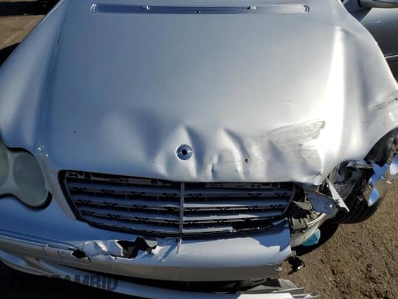 2006 Mercedes-Benz C 230 Sport с VIN WDBRF56H46F730658, выставлен на аукционе Copart как лот 44520115 с пробегом 200 746 миль миль и Списание • Salvage title. История ставок и продаж доступна на DreamBid. Изображение 11.