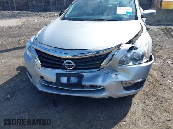 2015 Nissan Altima S with VIN 1N4AL3AP0FC461897, listed as a IAAI auction lot 43181303 with 109,125 mi miles and . Bid and sale history available at DreamBid. Image 6.