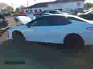 2020 Toyota Camry SE z VIN 4T1G11AK5LU380494, wystawiony jako IAAI lot #43567593 z przebiegiem 13 112 mil mil oraz . Historia ofert i sprzedaży dostępna na DreamBid. Obrazek 14.