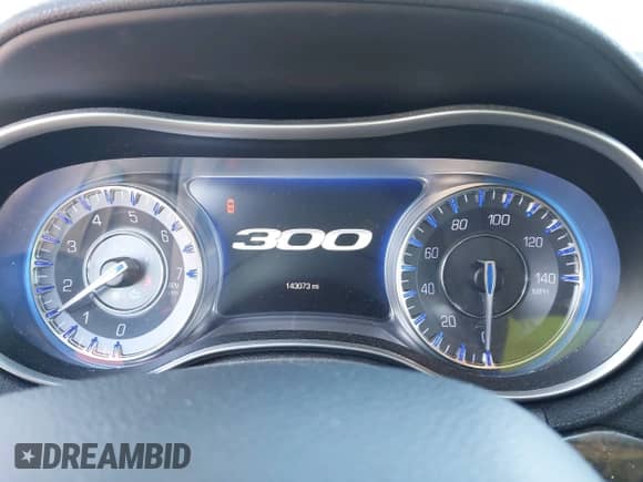 2016 Chrysler 300 C z VIN 2C3CCAEG0GH167422, wystawiony jako IAAI lot #42162970 z przebiegiem 143 073 mil mil oraz . Historia ofert i sprzedaży dostępna na DreamBid. Obrazek 7.