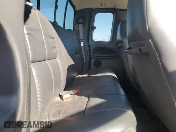 2001 Dodge 2500 with VIN 1B7KF23Z21J509838, listed as a Copart auction lot 50010225 with 114,704 mi miles and Clean title. Bid and sale history available at DreamBid. Image 10.