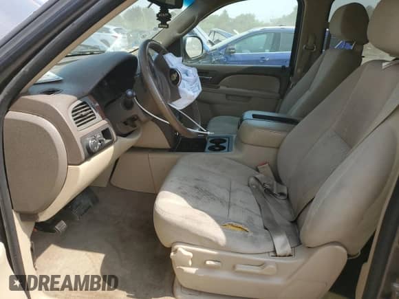 2012 Chevrolet Suburban LS with VIN 1GNSCHE00CR178893, listed as a Copart auction lot 58596515 with 136,685 mi miles and Salvage title. Bid and sale history available at DreamBid. Image 7.