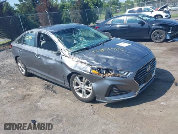 2018 Hyundai Sonata SEL with VIN 5NPE34AF2JH645678, listed as a IAAI auction lot 42823420 with 37,172 mi miles and . Bid and sale history available at DreamBid. Image 1.