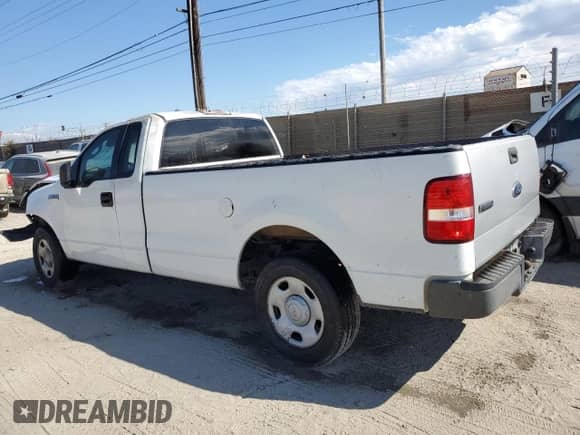 2005 Ford F-150 XL z VIN 1FTRF12285KF11204, wystawiony jako Copart lot #85546535 z przebiegiem 181 689 mil mil oraz Szkoda całkowita • Salvage title. Historia ofert i sprzedaży dostępna na DreamBid. Obrazek 2.