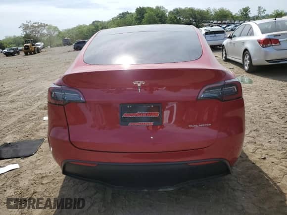 2022 Tesla Model Y Long Range with VIN 7SAYGDEE2NF386233, listed as a Copart auction lot 53040704 with 41,766 mi miles and Salvage title. Bid and sale history available at DreamBid. Image 6.