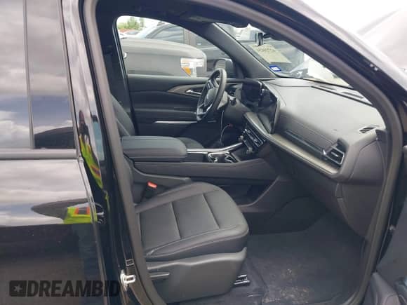 2025 Chevrolet Traverse FWD LT с VIN 1GNERGRS2SJ228854, выставлен на аукционе IAAI как лот 42724454 с пробегом 2 981 миль миль и . История ставок и продаж доступна на DreamBid. Изображение 5.