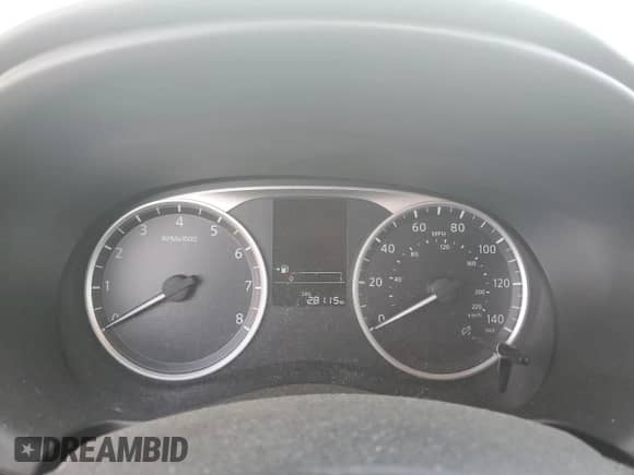 2024 Nissan Kicks S z VIN 3N1CP5BV3RL488359, wystawiony jako Copart lot #70735775 z przebiegiem 28 115 mil mil oraz Szkoda całkowita • Salvage title. Historia ofert i sprzedaży dostępna na DreamBid. Obrazek 9.