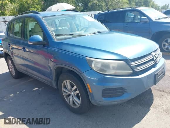 2017 Volkswagen Tiguan S с VIN WVGBV7AX7HK011930, выставлен на аукционе IAAI как лот 43126655 с пробегом 136 909 миль миль и . История ставок и продаж доступна на DreamBid. Изображение 1.