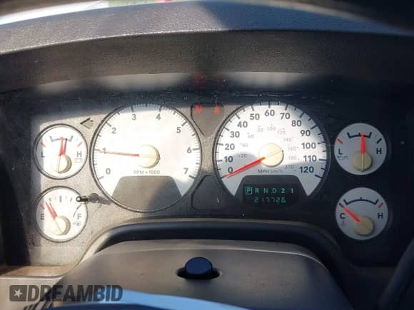 2007 Dodge 1500 SLT with VIN 1D7HA18207S273861, listed as a IAAI auction lot 42490569 with 217,726 mi miles and . Bid and sale history available at DreamBid. Image 7.