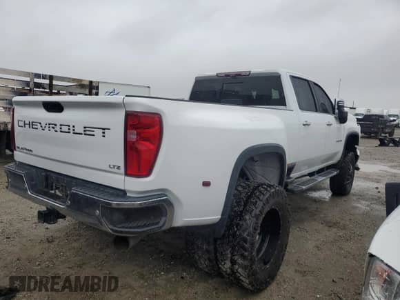 2020 Chevrolet Silverado 3500HD LTZ с VIN 1GC4YUEY7LF279125, выставлен на аукционе Copart как лот 48917435 с пробегом 71 283 миль миль и Списание • Salvage title. История ставок и продаж доступна на DreamBid. Изображение 3.