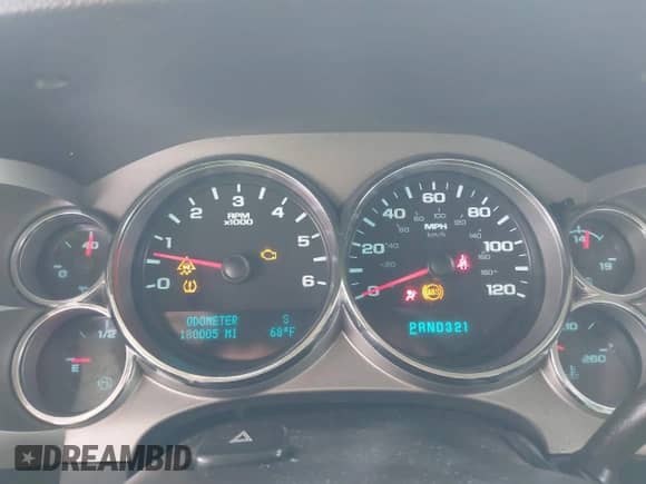 2011 Chevrolet Silverado 1500 LT с VIN 3GCPCSEA5BG150008, выставлен на аукционе IAAI как лот 41103732 с пробегом 180 005 миль миль и . История ставок и продаж доступна на DreamBid. Изображение 7.