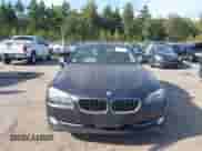 2012 BMW 5 Series 528i xDrive с VIN WBAXH5C58CDW06295, выставлен на аукционе IAAI как лот 43260107 с пробегом 150 804 миль миль и . История ставок и продаж доступна на DreamBid. Изображение 12.