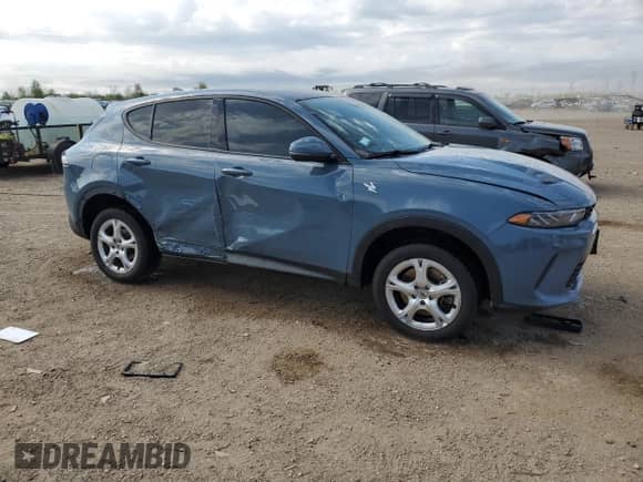 2023 Dodge Hornet GT Plus with VIN ZACNDFBN8P3A05562, listed as a Copart auction lot 56162155 with 61,545 mi miles and Salvage title. Bid and sale history available at DreamBid. Image 4.