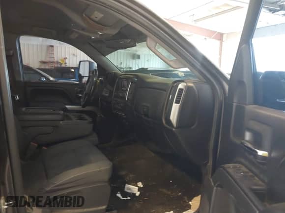 2015 Chevrolet Silverado 1500 LT with VIN 3GCUKREC1FG370445, listed as a IAAI auction lot 42789096 with 138,602 mi miles and . Bid and sale history available at DreamBid. Image 5.
