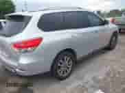 2014 Nissan Pathfinder Platinum with VIN 5N1AR2MNXEC686335, listed as a IAAI auction lot 42609936 with 180,720 mi miles and . Bid and sale history available at DreamBid. Image 4.