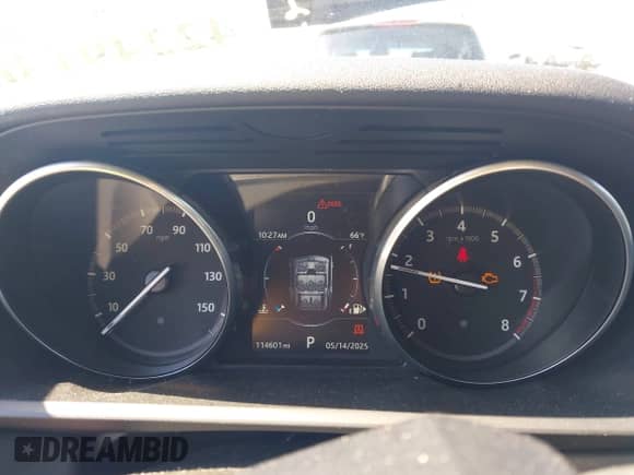 2017 Land Rover Discovery HSE Luxury with VIN SALRHBBV1HA023094, listed as a IAAI auction lot 42249130 with 114,601 mi miles and . Bid and sale history available at DreamBid. Image 7.