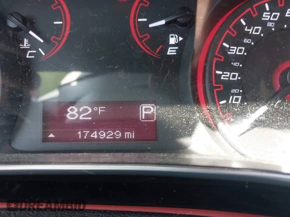 2015 Dodge Dart SXT with VIN 1C3CDFBB5FD336574, listed as a IAAI auction lot 43181558 with 174,929 mi miles and . Bid and sale history available at DreamBid. Image 15.