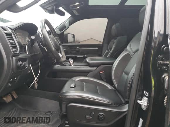 2021 Ram 1500 TRX с VIN 1C6SRFU99MN758770, выставлен на аукционе Copart как лот 52928765 с пробегом 59 155 миль миль и Списание • Salvage title. История ставок и продаж доступна на DreamBid. Изображение 7.