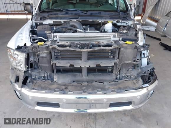 2019 Ram 1500 Big Horn z VIN 1C6RR7LT4KS702915, wystawiony jako IAAI lot #42402314 z przebiegiem 94 893 mil mil oraz . Historia ofert i sprzedaży dostępna na DreamBid. Obrazek 18.