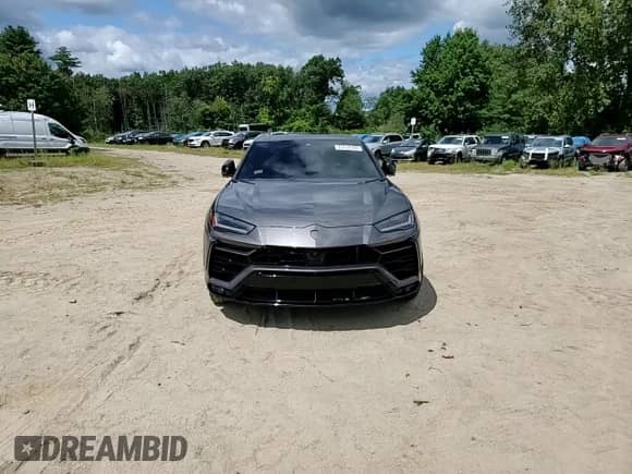 2022 Lamborghini Urus with VIN ZPBUA1ZL1NLA20127, listed as a Copart auction lot 67639304 with 4,918 mi miles and Salvage title. Bid and sale history available at DreamBid. Image 11.