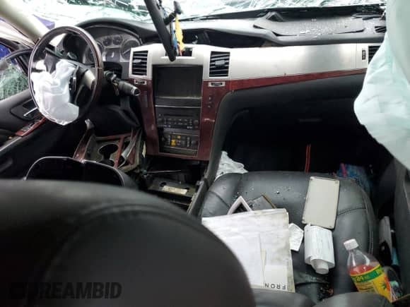 2011 Cadillac Escalade with VIN 1GYS3AEF8BR392625, listed as a Copart auction lot 42227765 with Not provided miles and Non repairable. Bid and sale history available at DreamBid. Image 8.