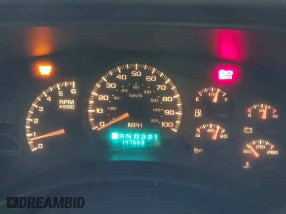 1999 Chevrolet Silverado 2500 с VIN 1GCFC24TXXE211950, выставлен на аукционе IAAI как лот 43187898 с пробегом 147 669 миль миль и . История ставок и продаж доступна на DreamBid. Изображение 7.
