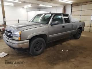 2006 Chevrolet Silverado 1500 LT3 z VIN 1GCEK19Z46Z262115, wystawiony jako Copart lot #59402735 z przebiegiem 265 439 mil mil oraz Nie do naprawy • Non repairable. Historia ofert i sprzedaży dostępna na DreamBid. Obrazek 1.