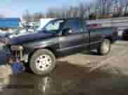 2004 GMC Sierra 1500 SLE z VIN 1GTEC14T24Z291206, wystawiony jako Copart lot #88518315 z przebiegiem 269 107 mil mil oraz Szkoda całkowita • Salvage title. Historia ofert i sprzedaży dostępna na DreamBid. Obrazek 1.
