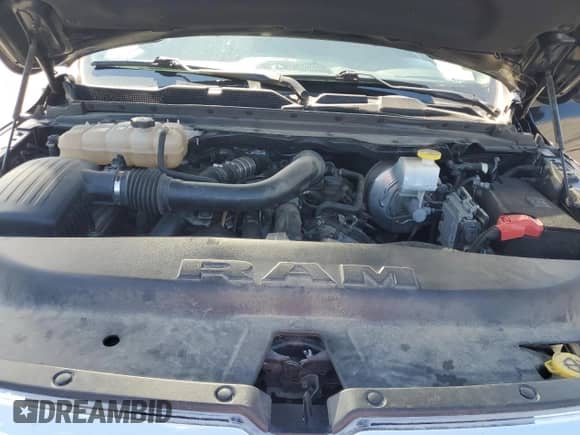 2020 Ram 1500 Big Horn z VIN 1C6SRFFM8LN248409, wystawiony jako Copart lot #66192535 z przebiegiem 99 311 mil mil oraz Szkoda całkowita • Salvage title. Historia ofert i sprzedaży dostępna na DreamBid. Obrazek 11.