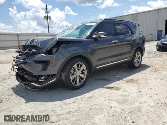 2019 Ford Explorer Limited z VIN 1FM5K7F82KGA64102, wystawiony jako Copart lot #67189415 z przebiegiem 125 301 mil mil oraz Szkoda całkowita • Salvage title. Historia ofert i sprzedaży dostępna na DreamBid. Obrazek 1.