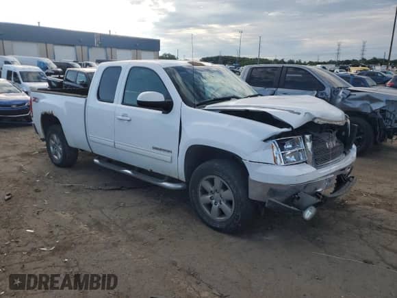 2010 GMC Sierra 1500 SLT z VIN 1GTSKWE35AZ194174, wystawiony jako Copart lot #65479285 z przebiegiem 208 039 mil mil oraz Czysty tytuł • Clean title. Historia ofert i sprzedaży dostępna na DreamBid. Obrazek 4.