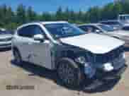 2025 Mazda CX-5 S Preferred z VIN JM3KFBCL0S0634363, wystawiony jako IAAI lot #42545521 z przebiegiem 3 707 mil mil oraz . Historia ofert i sprzedaży dostępna na DreamBid. Obrazek 6.