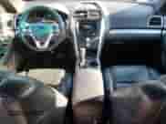 2012 Ford Explorer XLT z VIN 1FMHK7D81CGA29925, wystawiony jako Copart lot #82337515 z przebiegiem 124 888 mil mil oraz Szkoda całkowita • Salvage title. Historia ofert i sprzedaży dostępna na DreamBid. Obrazek 8.