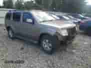 2006 Nissan Pathfinder LE z VIN 5N1AR18W76C681558, wystawiony jako Copart lot #72022875 z przebiegiem 176 899 mil mil oraz Szkoda całkowita • Salvage title. Historia ofert i sprzedaży dostępna na DreamBid. Obrazek 4.